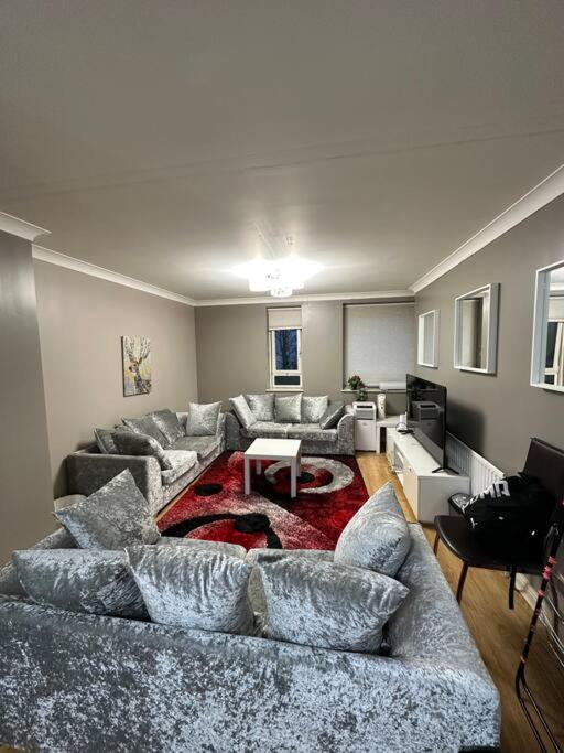 A 2 Standard Bedrooms Flat Londýn Exteriér fotografie